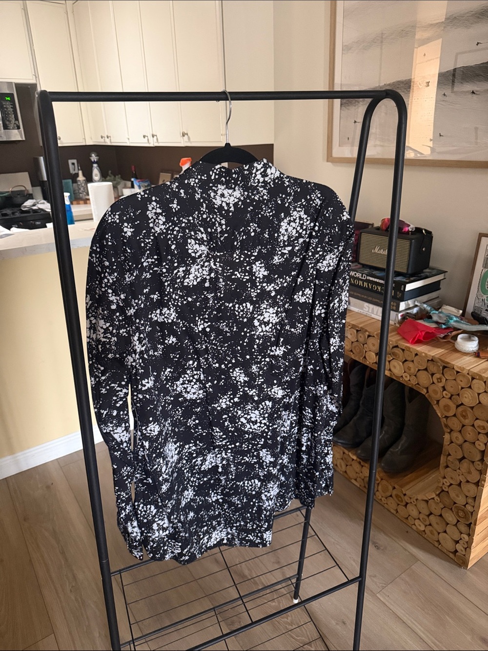 INC International Concepts Black White Abstract Print Long Sleeve Button NWT - Picture 5 of 5